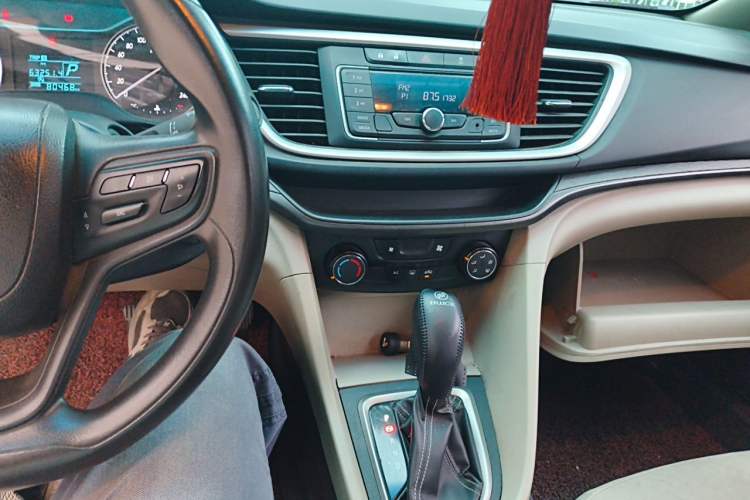 Used Buick GT 2015 15N Automatic Entry-Level Trim Audio And AC Panel