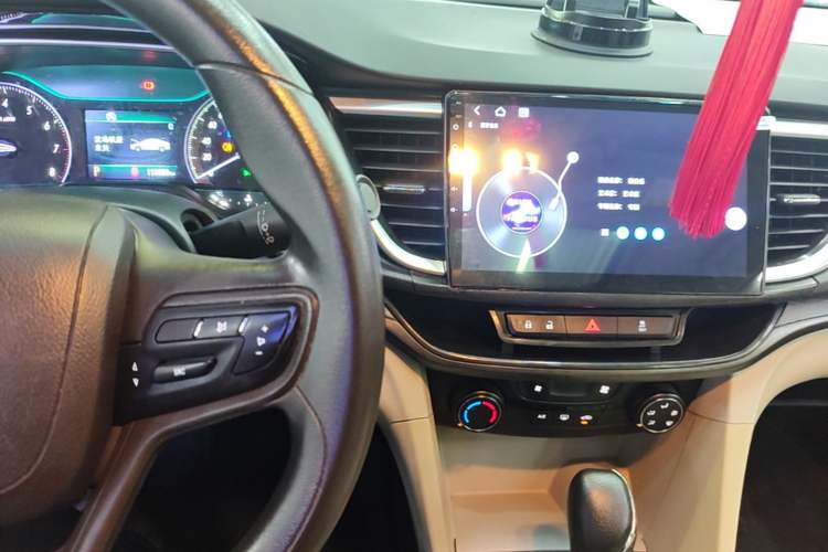Used Buick GT 2015 15N Automatic Elite Version Audio And AC Panel