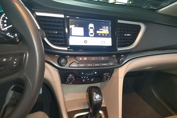 Used Buick GT 2015 15N Automatic Elite Version Audio And AC Panel