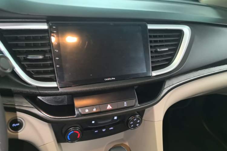 Used Buick GT 2015 15N Automatic Elite Version Audio And AC Panel