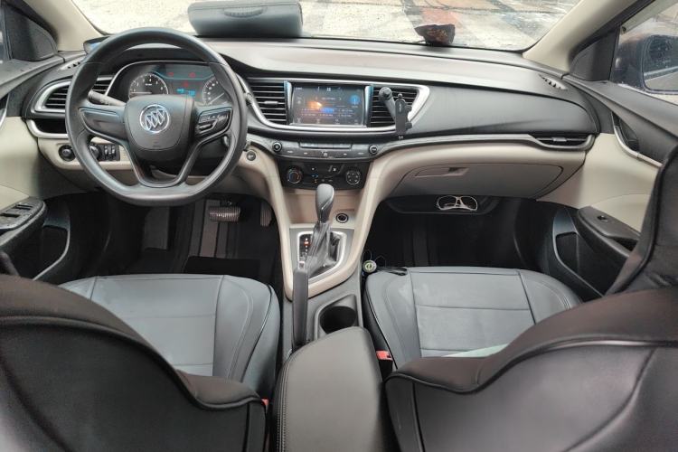 Used Buick GT 2015 15N Automatic Entry-Level Trim Center Console