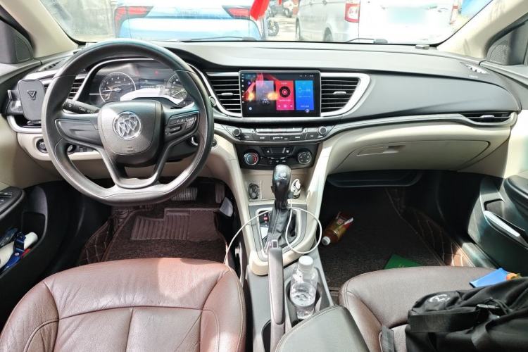 Used Buick GT 2015 15N Automatic Elite Version Center Console