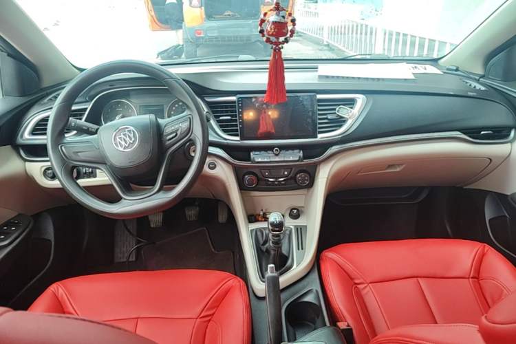 Used Buick GT 2015 15N Manual Elite Edition Center Console