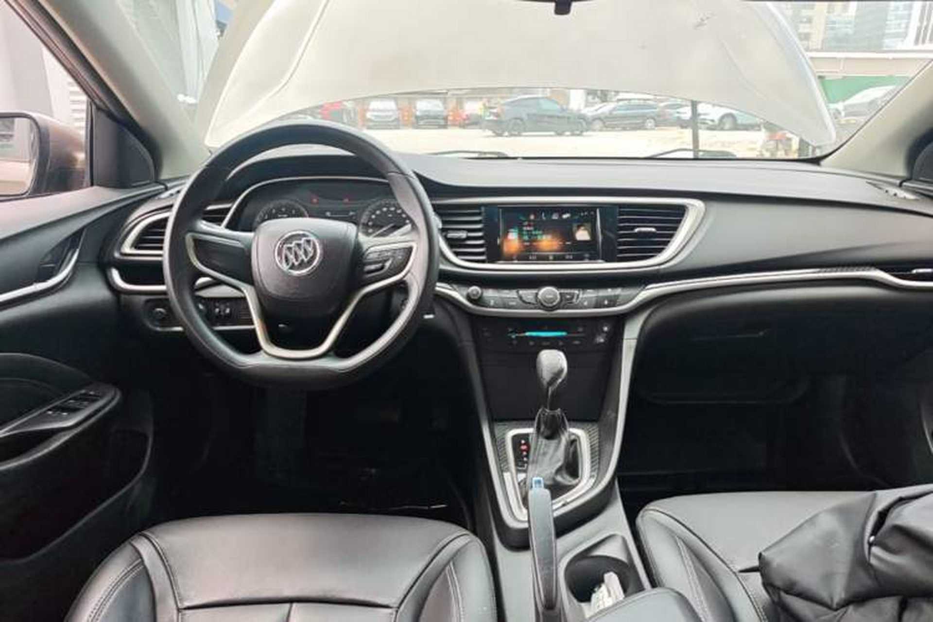 Used Buick GT 2015 15N Automatic Deluxe Edition Center Console
