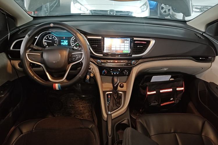 Used Buick GT 2015 15N Automatic Entry-Level Trim Center Console