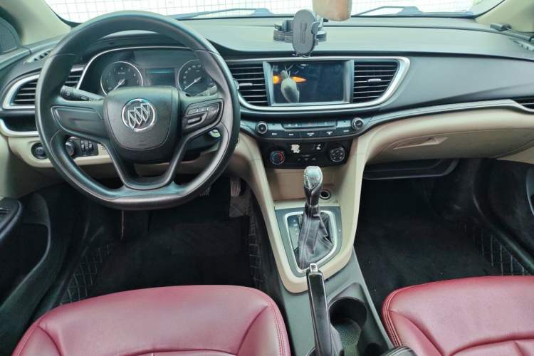 Used Buick GT 2015 15N Automatic Elite Version Center Console