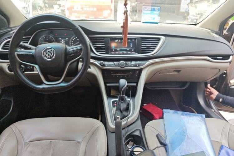 Used Buick GT 2015 15N Automatic Deluxe Edition Center Console