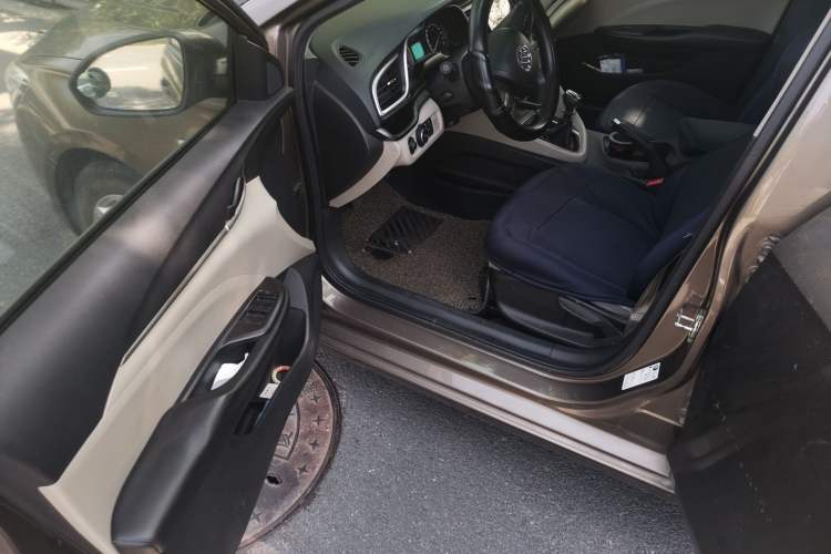 Used Buick GT 2015 15N Manual Entry-Level Trim Driver Seat