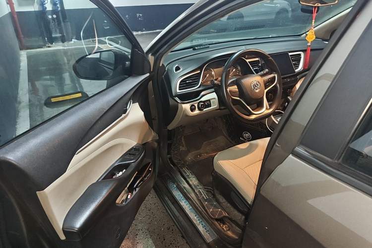 Used Buick GT 2015 18T Dual-Clutch Elite Model Driver Seat