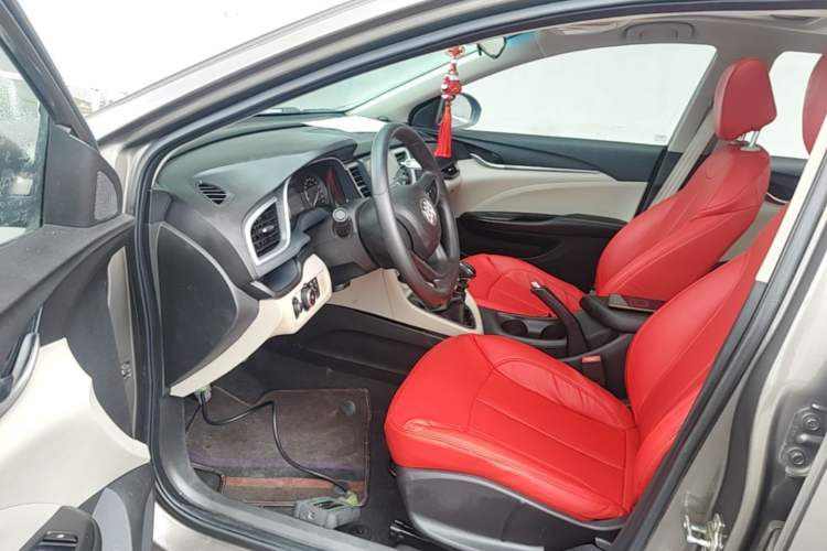 Used Buick GT 2015 15N Manual Elite Edition Driver Seat