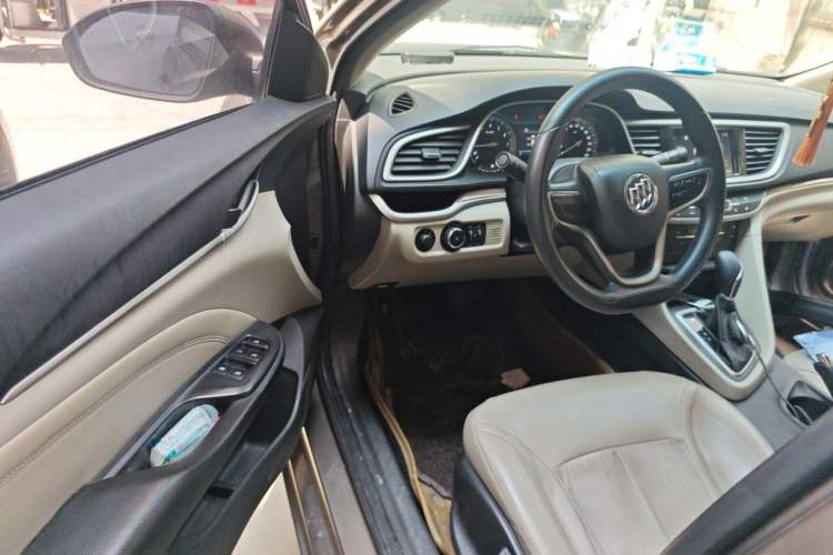 Used Buick GT 2015 15N Automatic Deluxe Edition Driver Seat