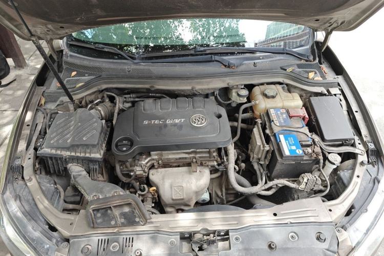 Used Buick GT 2015 15N Manual Elite Edition Engine Bay