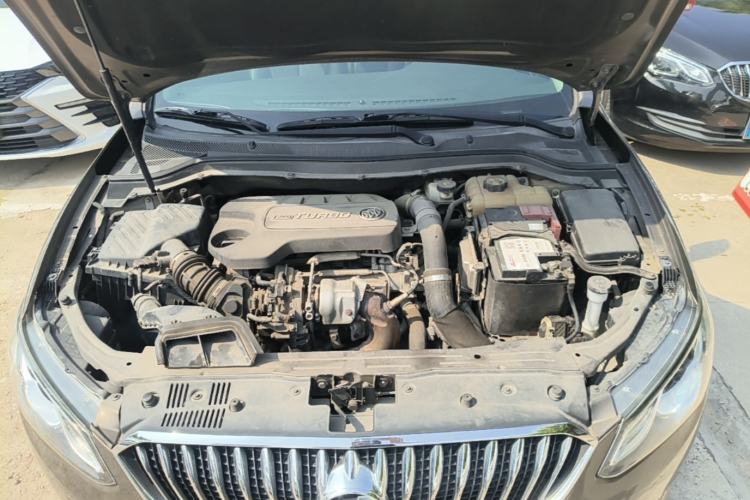Used Buick GT 2015 18T Dual-Clutch Luxury Model Engine Bay