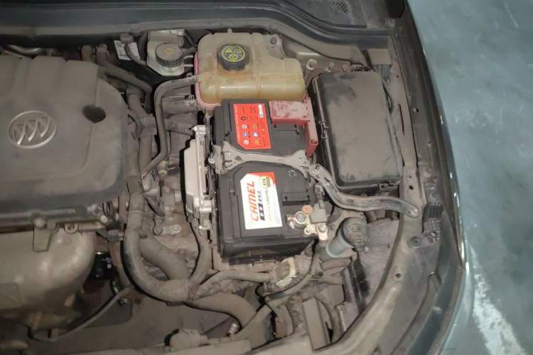 Used Buick GT 2015 15N Automatic Elite Version Engine Bay Left