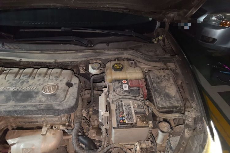Used Buick GT 2015 15N Automatic Elite Version Engine Bay Left