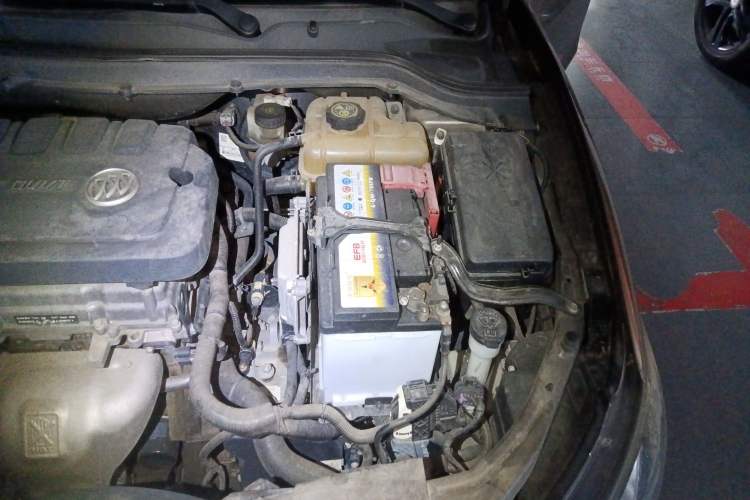 Used Buick GT 2015 15N Automatic Deluxe Edition Engine Bay Left