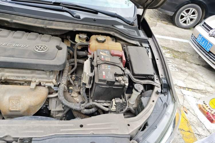 Used Buick GT 2015 15N Automatic Elite Version Engine Bay Left