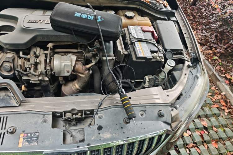 Used Buick GT 2015 18T Dual-Clutch Elite Model Engine Bay Left