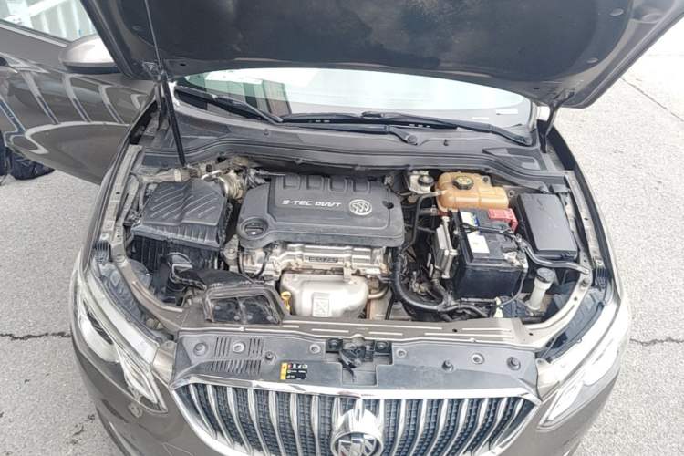 Used Buick GT 2015 15N Manual Elite Edition Engine Bay