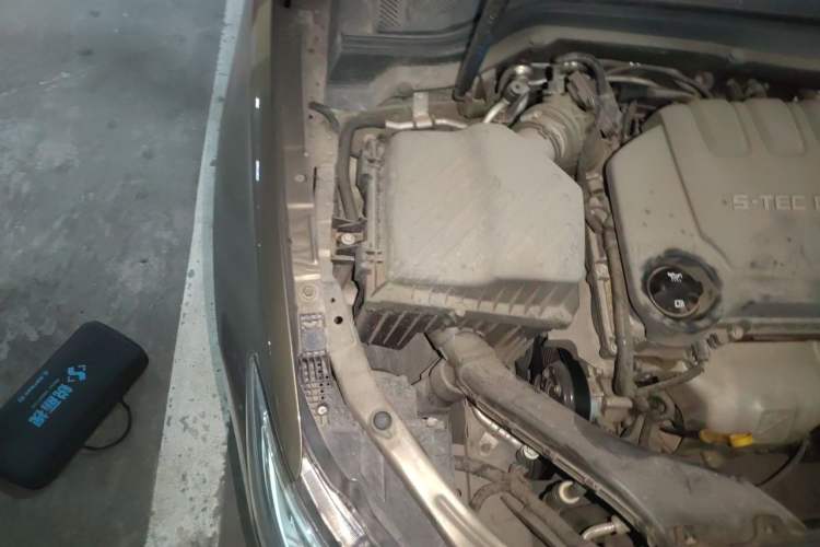 Used Buick GT 2015 15N Automatic Elite Version Engine Bay Right