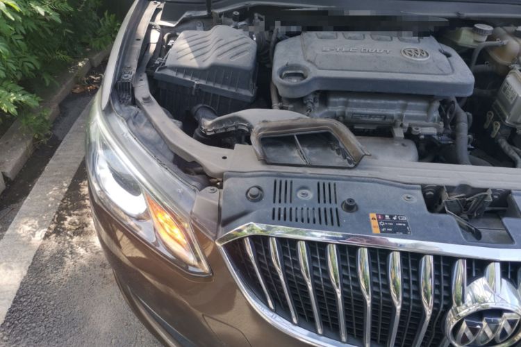 Used Buick GT 2015 15N Manual Entry-Level Trim Engine Bay Right