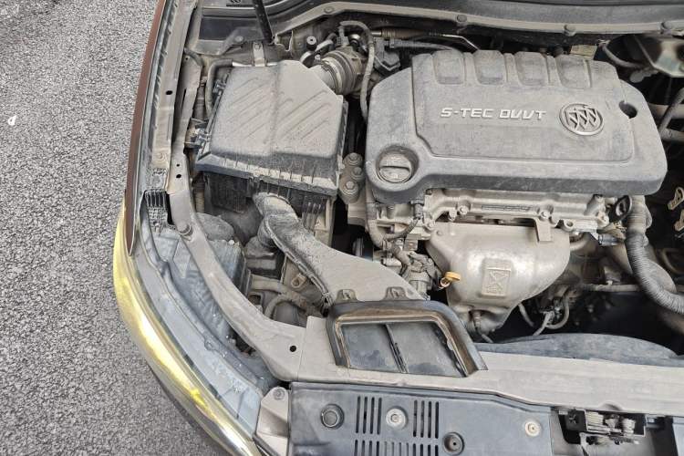 Used Buick GT 2015 15N Automatic Entry-Level Trim Engine Bay Right