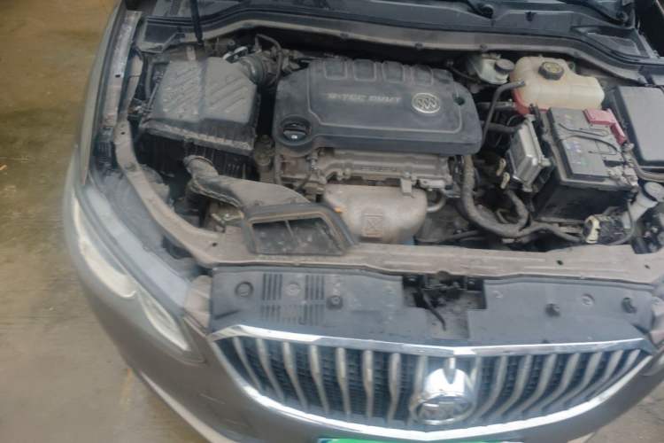 Used Buick GT 2015 15N Automatic Deluxe Edition Engine Bay Right