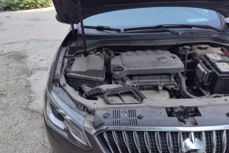 Used Buick GT 2015 15N Manual Elite Edition Engine Bay Right