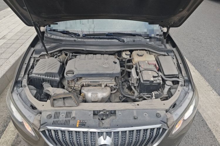 Used Buick GT 2015 15N Automatic Deluxe Edition Engine Bay