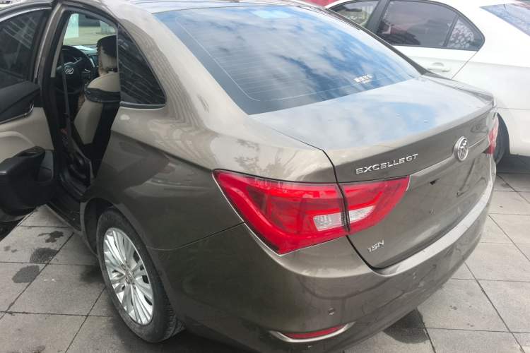 Used Buick GT 2015 15N Automatic Elite Version Exterior 2