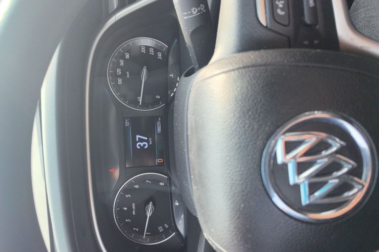 Used Buick GT 2015 18T Dual-Clutch Luxury Model Exterior 5