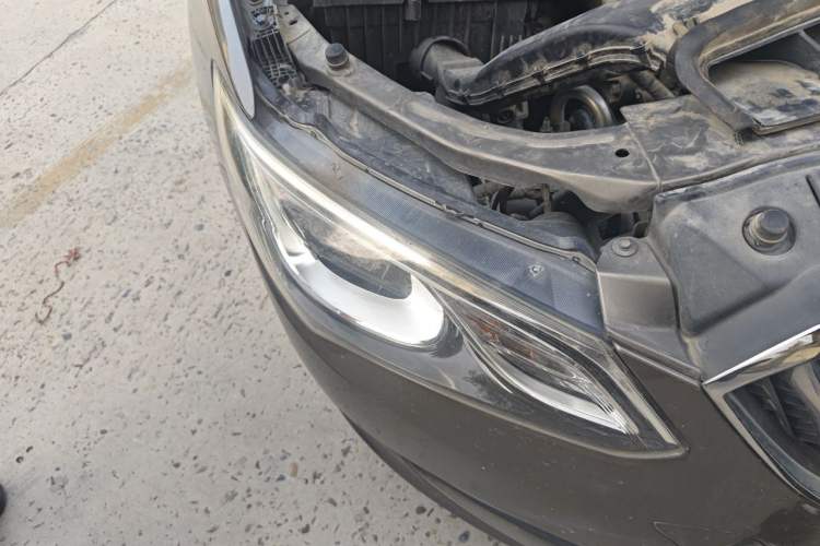 Used Buick GT 2015 15N Automatic Elite Version Exterior 6