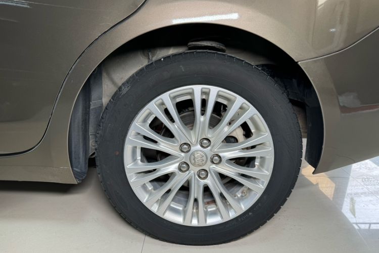 Used Buick GT 2015 15N Automatic Deluxe Edition Exterior 8