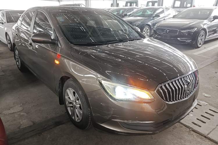 Used Buick GT 2015 15N Automatic Entry-Level Trim Front Right 45 Deg