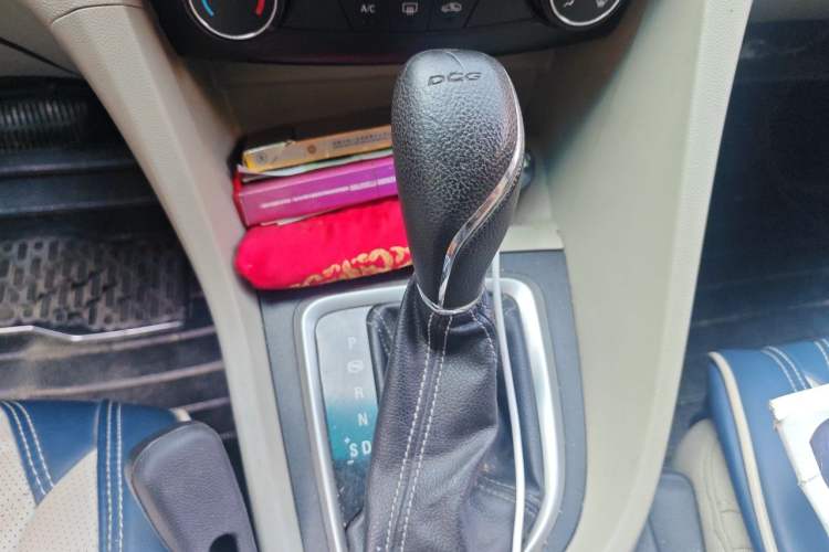 Used Buick GT 2015 18T Dual-Clutch Elite Model Gear Lever