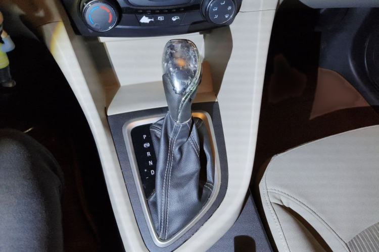 Used Buick GT 2015 15N Automatic Entry-Level Trim Gear Lever