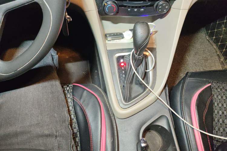 Used Buick GT 2015 15N Automatic Elite Version Gear Lever
