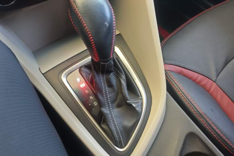 Used Buick GT 2015 15N Automatic Entry-Level Trim Gear Lever