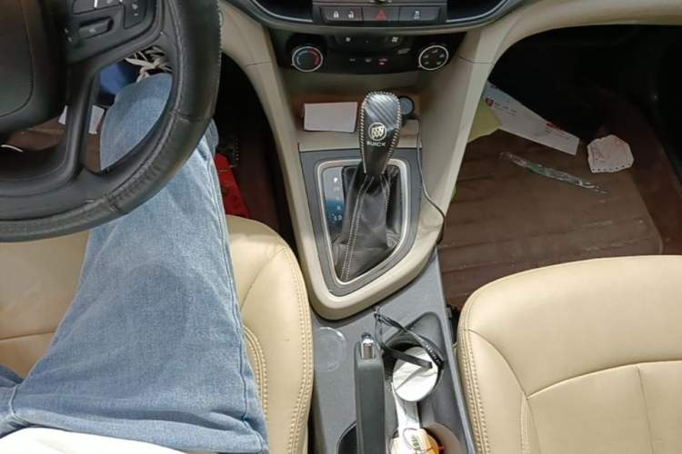 Used Buick GT 2015 18T Dual-Clutch Elite Model Gear Lever