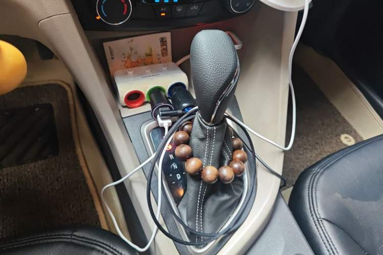 Used Buick GT 2015 15N Automatic Elite Version Gear Lever