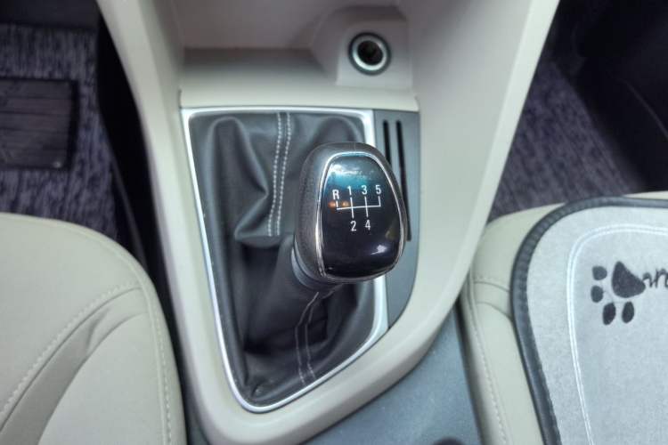 Used Buick GT 2015 15N Manual Elite Edition Gear Lever