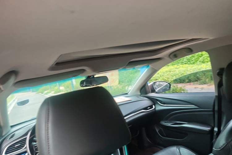 Used Buick GT 2015 18T Dual-Clutch Luxury Model Headliner