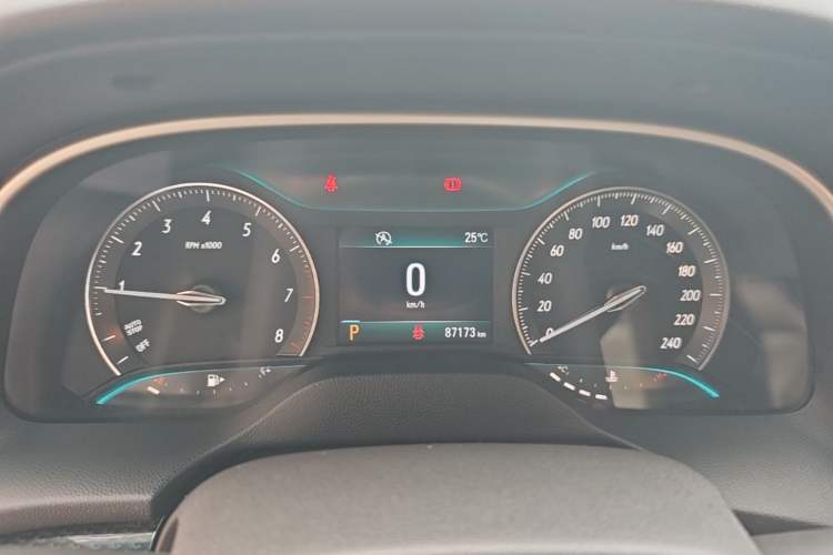 Used Buick GT 2015 15N Automatic Deluxe Edition Instrument Cluster