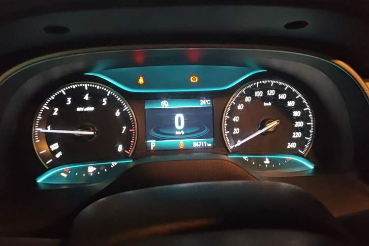 Used Buick GT 2015 15N Automatic Deluxe Edition Instrument Cluster
