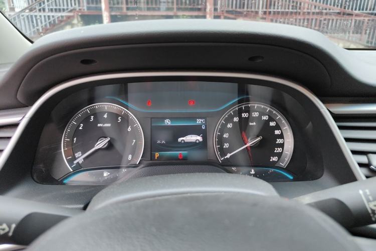 Used Buick GT 2015 15N Automatic Deluxe Edition Instrument Cluster