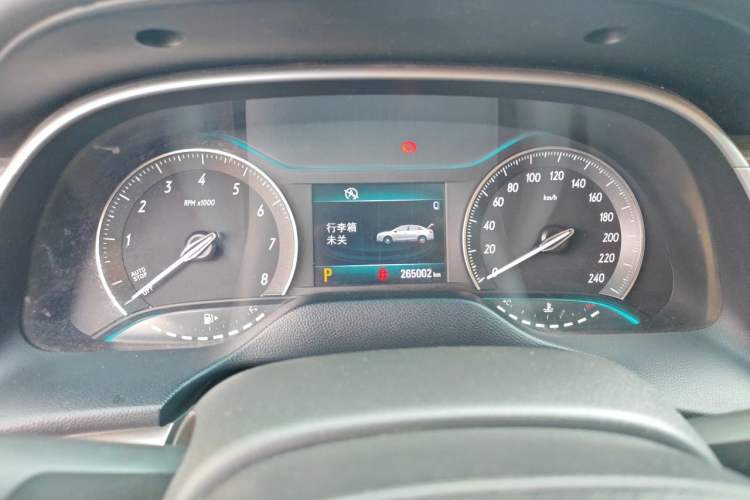 Used Buick GT 2015 15N Automatic Elite Version Instrument Cluster