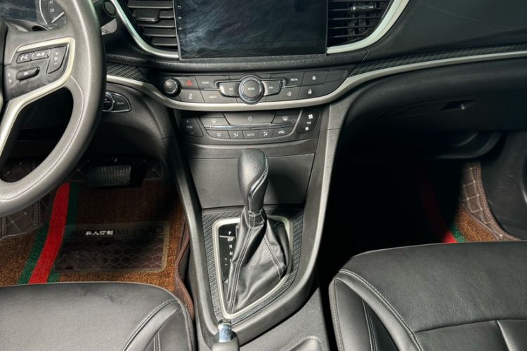Used Buick GT 2015 15N Automatic Deluxe Edition Interior 1