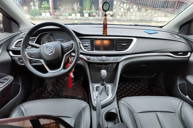 Used Buick GT 2015 15N Automatic Deluxe Edition Interior 2