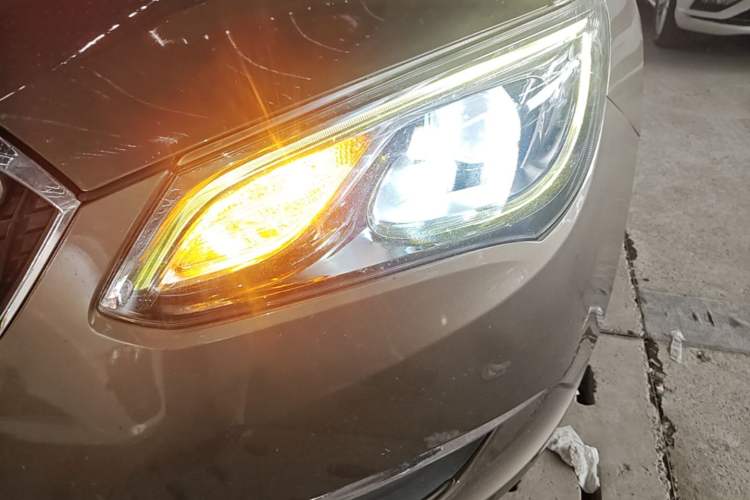 Used Buick GT 2015 15N Automatic Entry-Level Trim Left Front Headlight