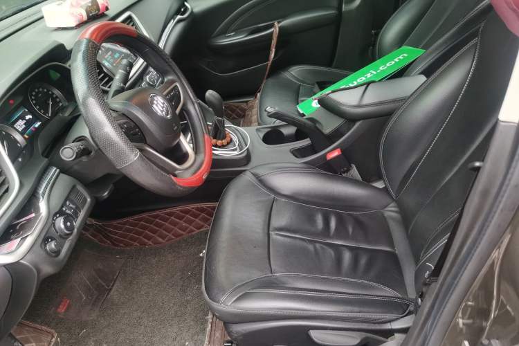 Used Buick GT 2015 18T Dual-Clutch Luxury Model Left Front Seat